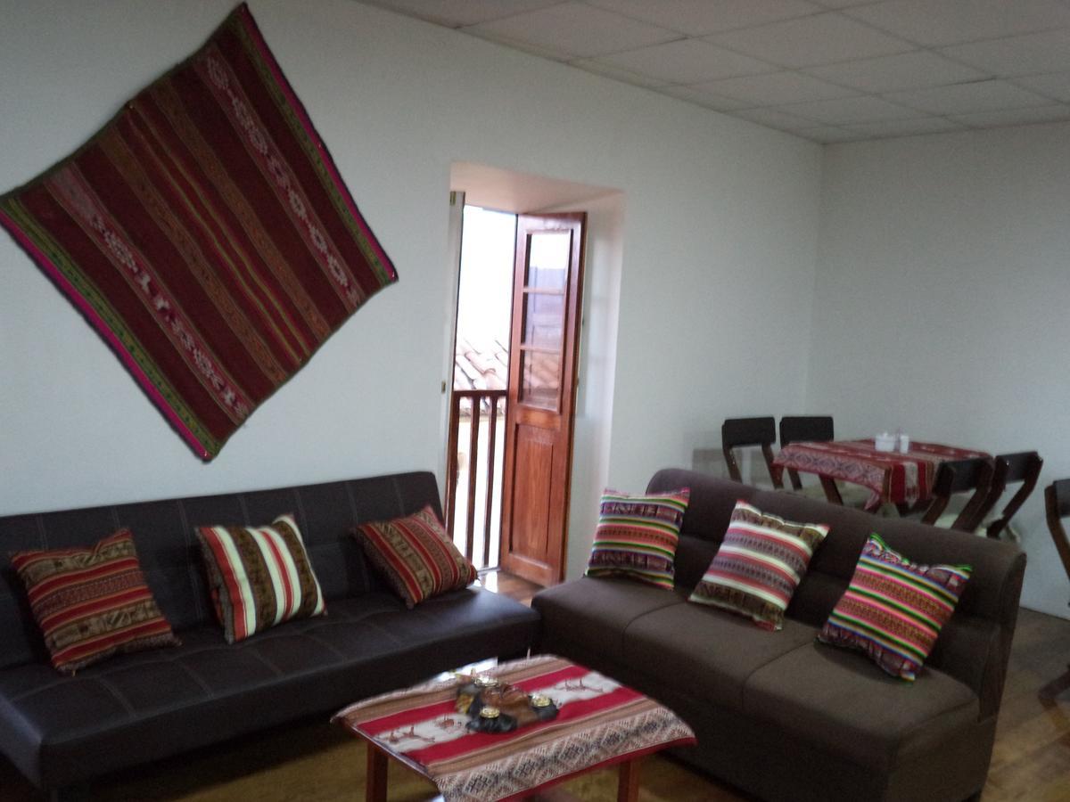 Gringo'S Wasi Bed & Breakfast Куско Екстериор снимка